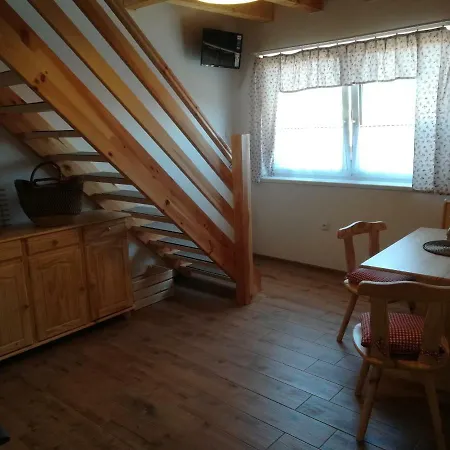 Apartmany Revi Hlohovec Exterior photo